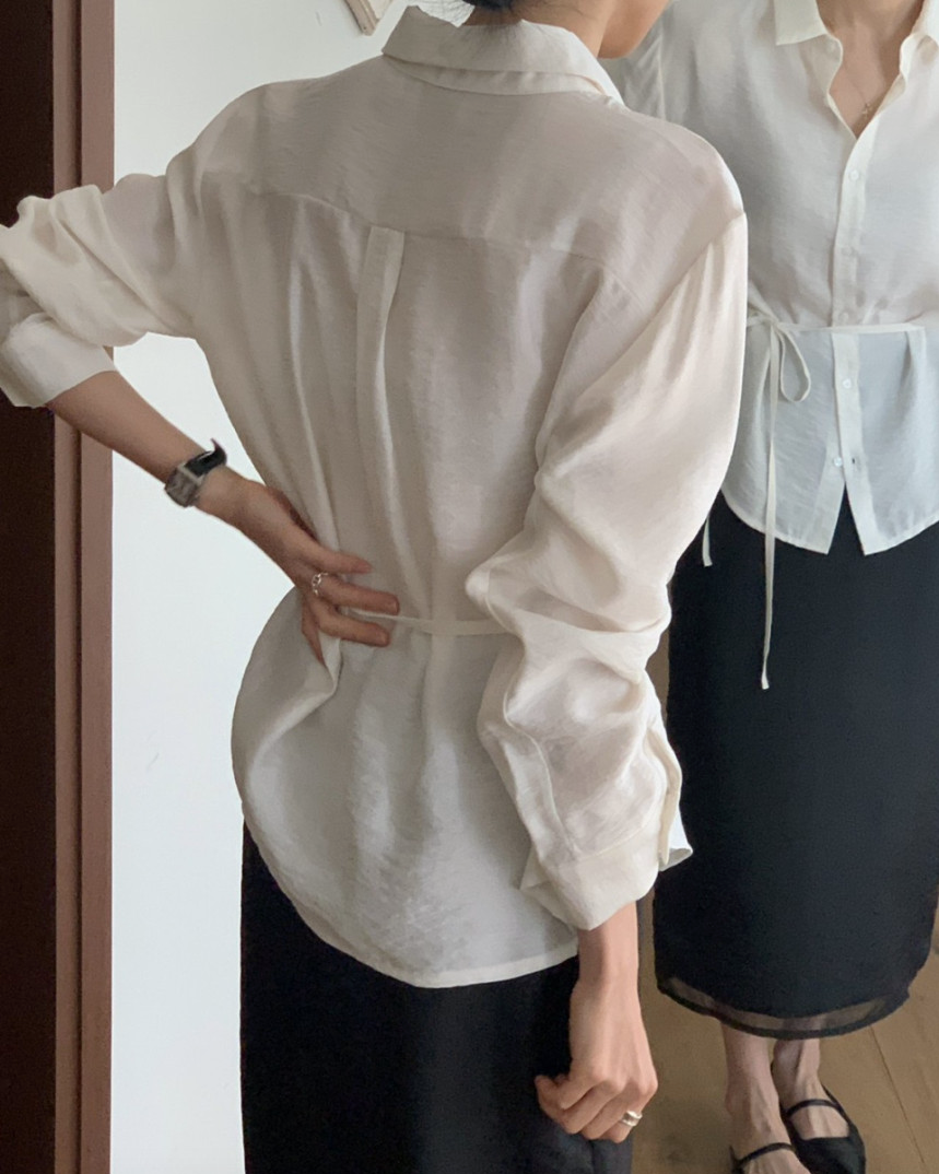 Silky belt shirt