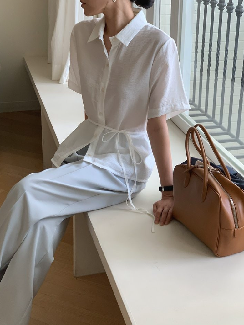 Silky half sleeves blouse
