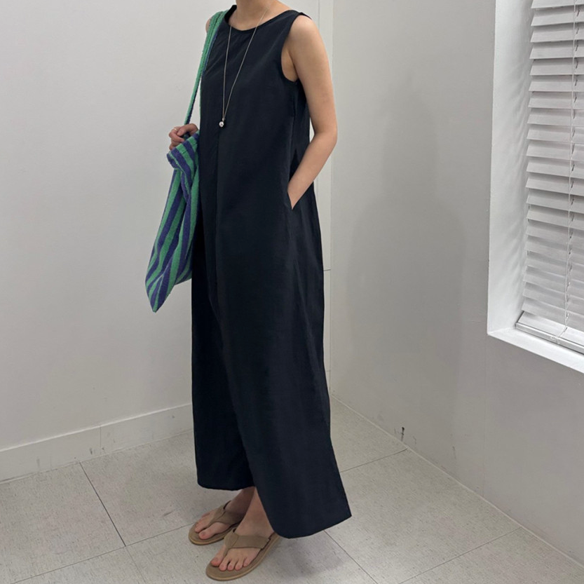 Nylon sleeveless dress