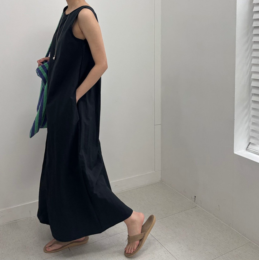 Nylon sleeveless dress