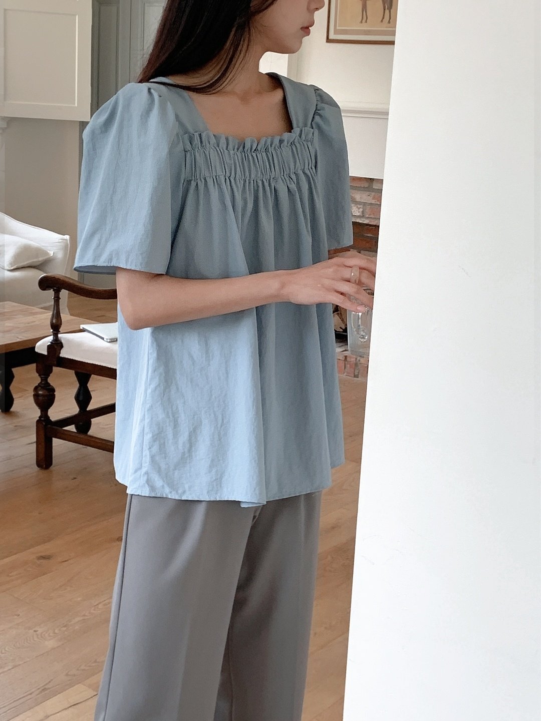 Nylon shirring blouse