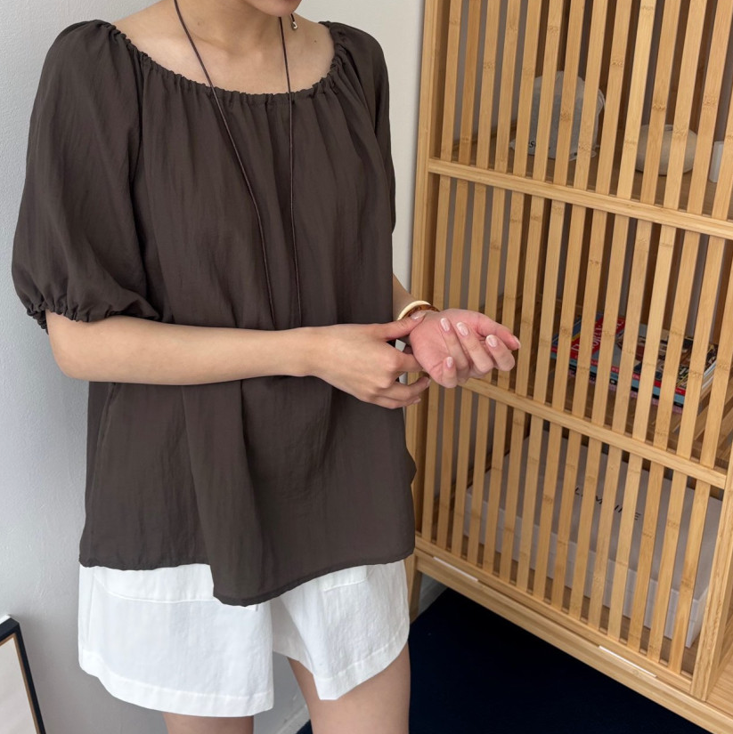 Rayon puff sleeve blouse