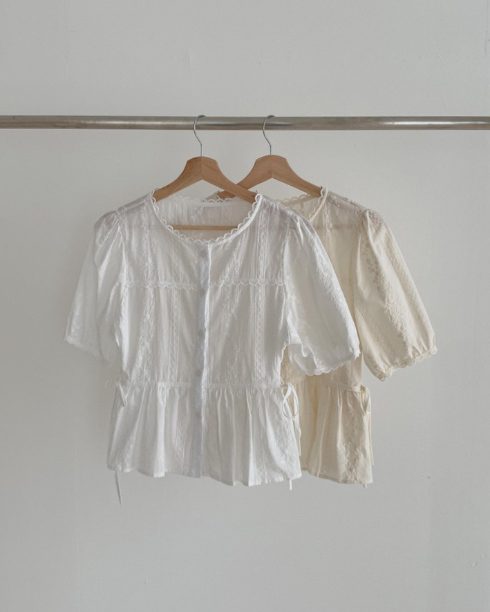 Lulu lace blouse