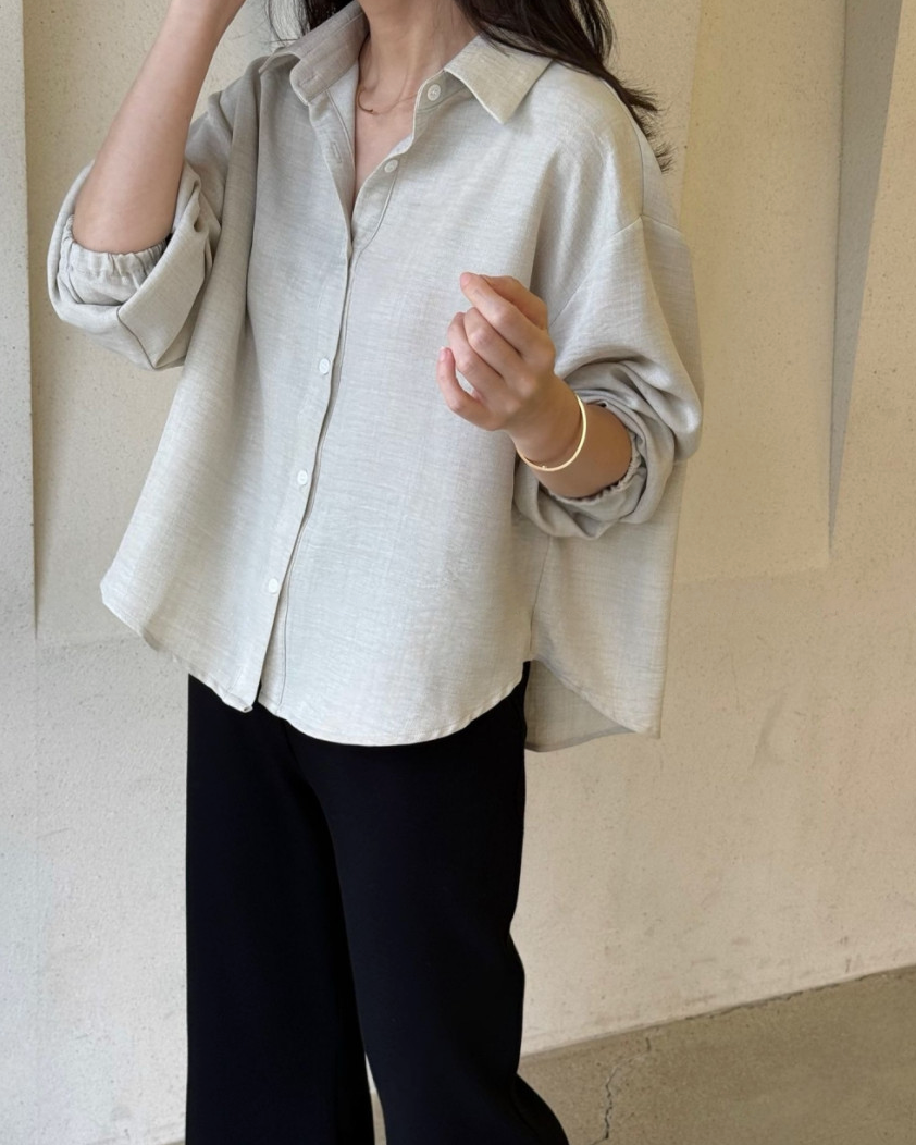 Silky semi cropped blouse