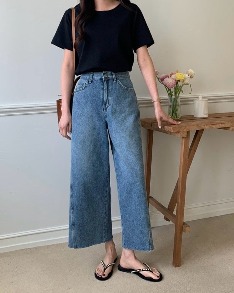 Summer wide natural jeans