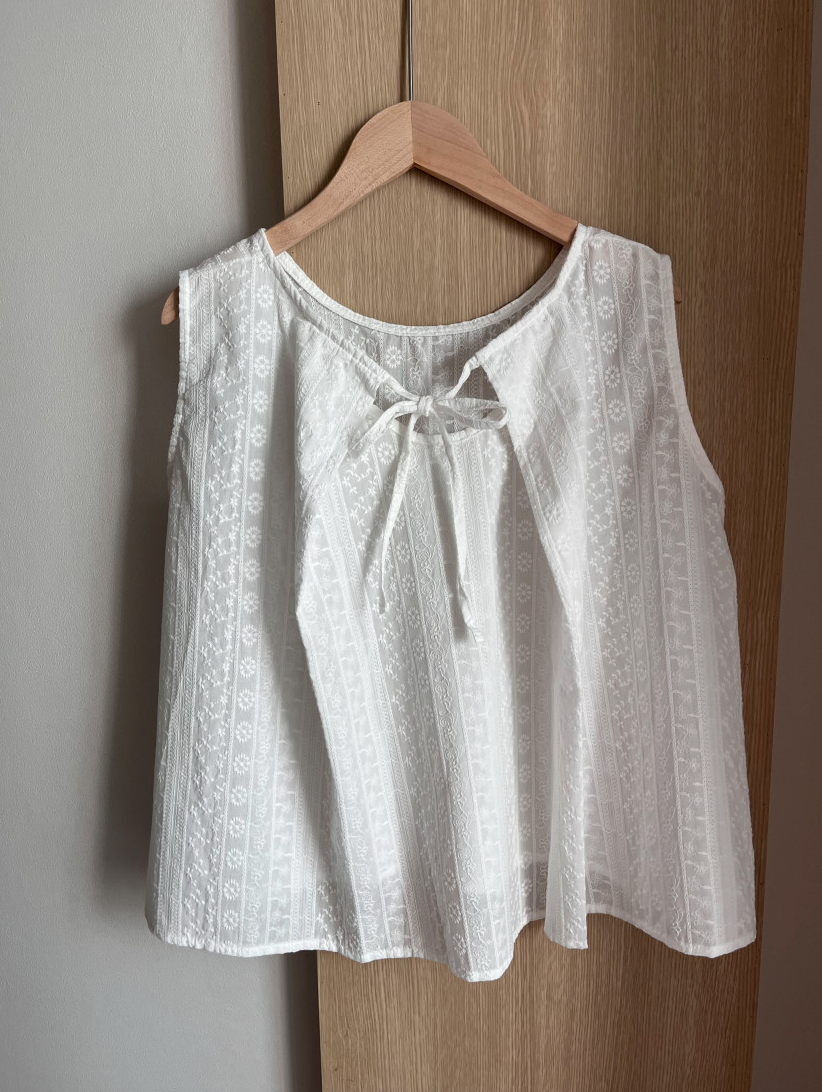Embroidered cotton blouse