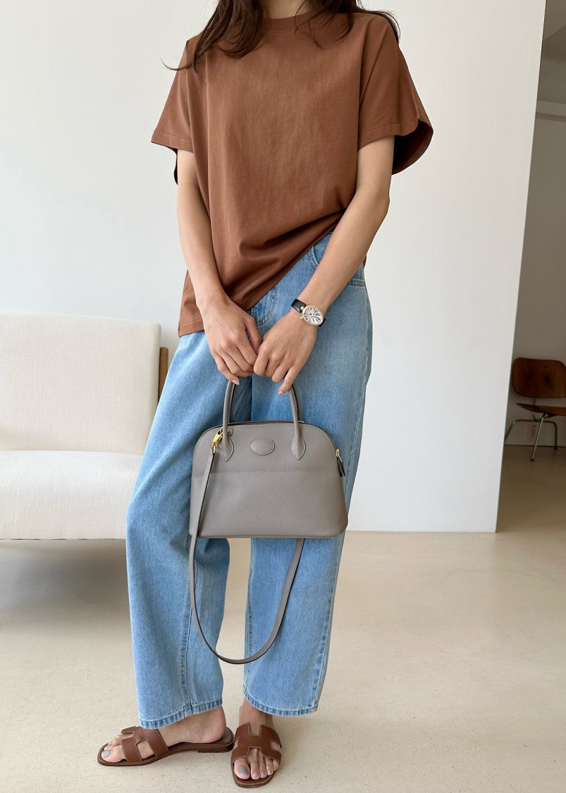 Batwing sleeves t-shirt