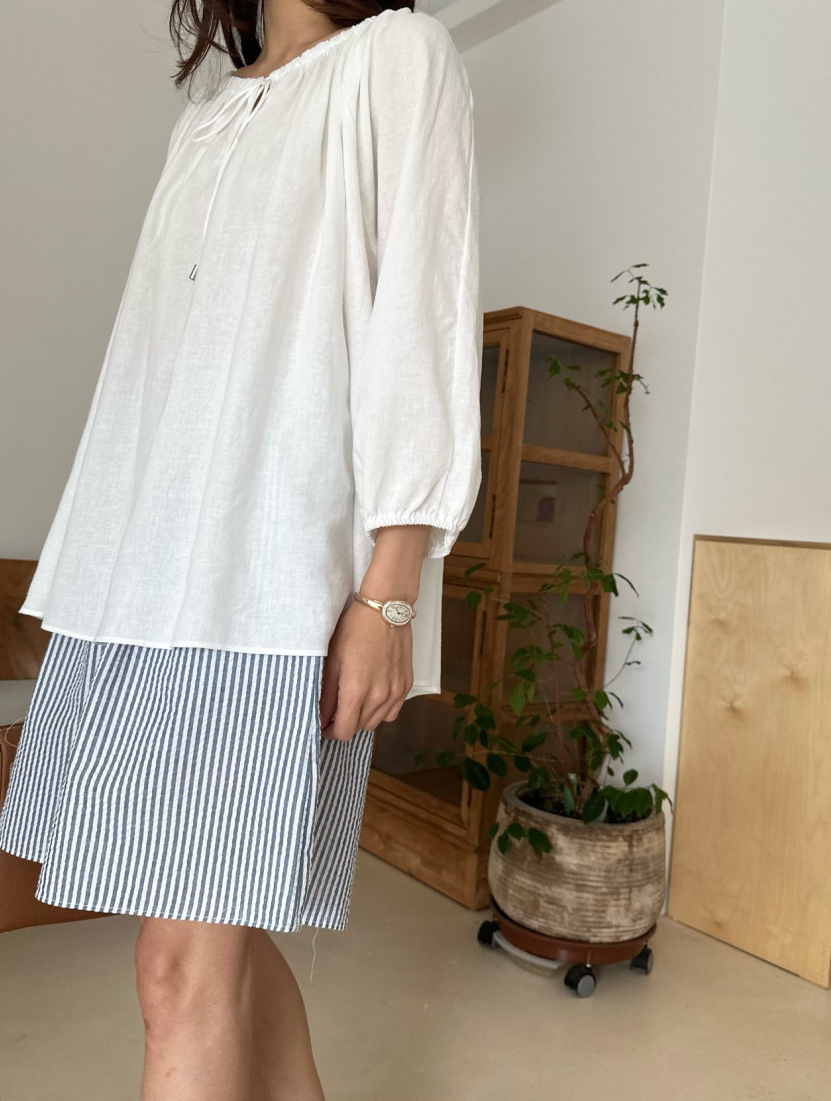Linen bohemian blouse