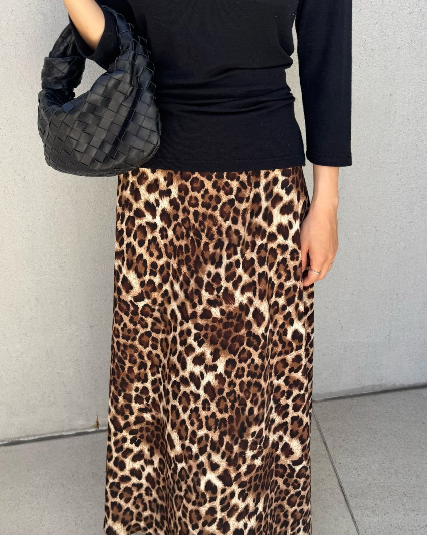 Leopard skirt