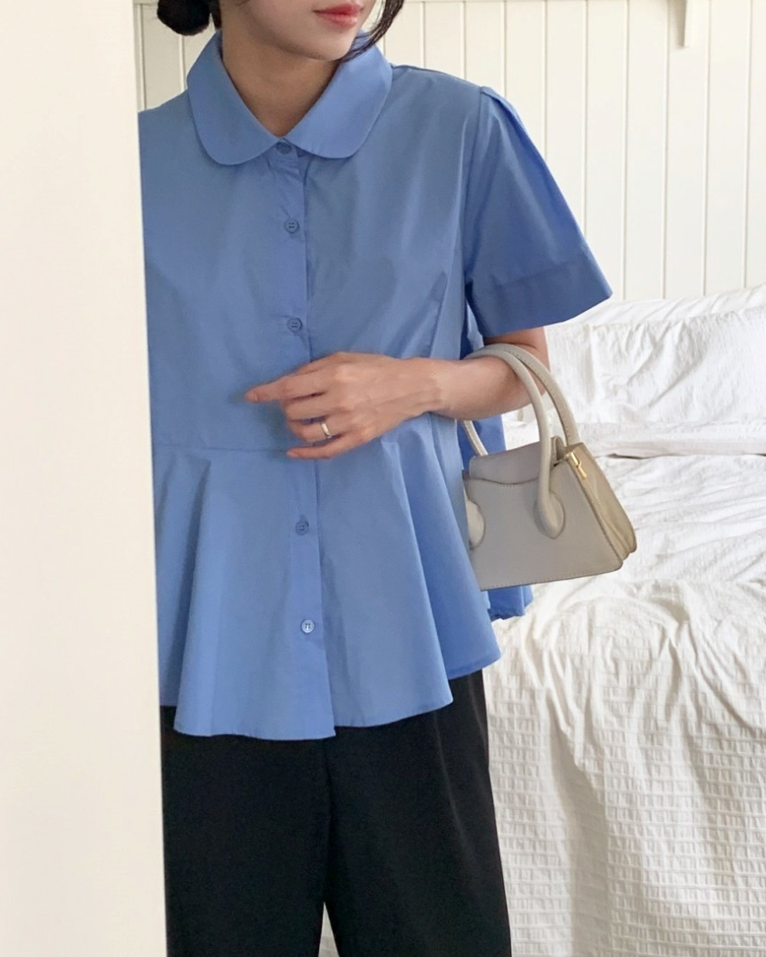 Back pleats shirt