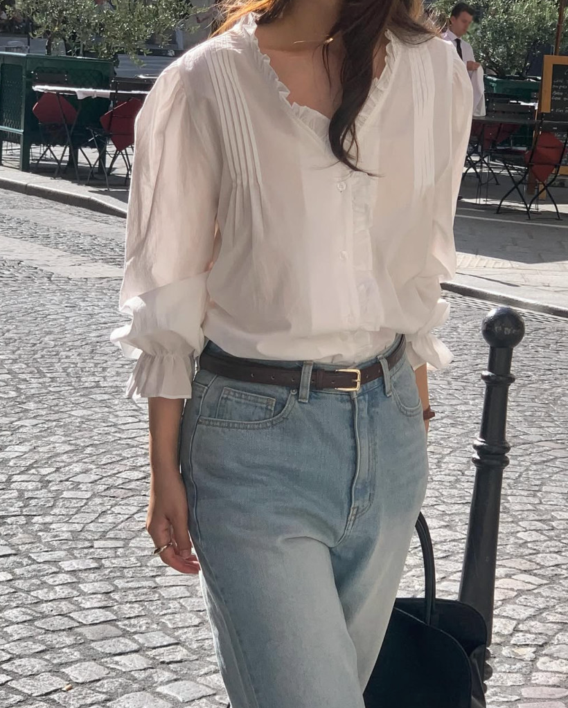 Cotton frill blouse
