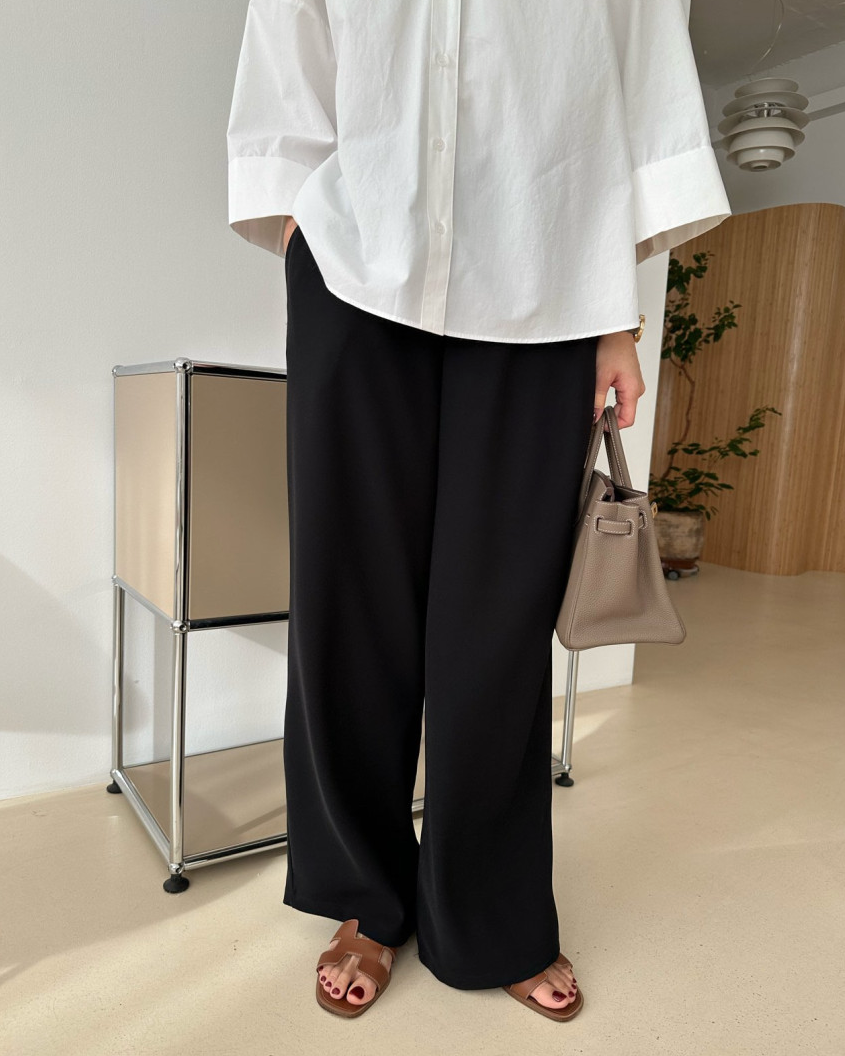 Silky wide pants