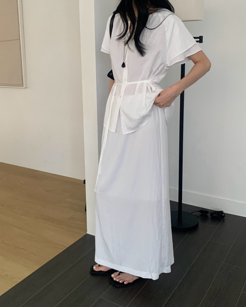 Wing sleeves blouse/ Skirt