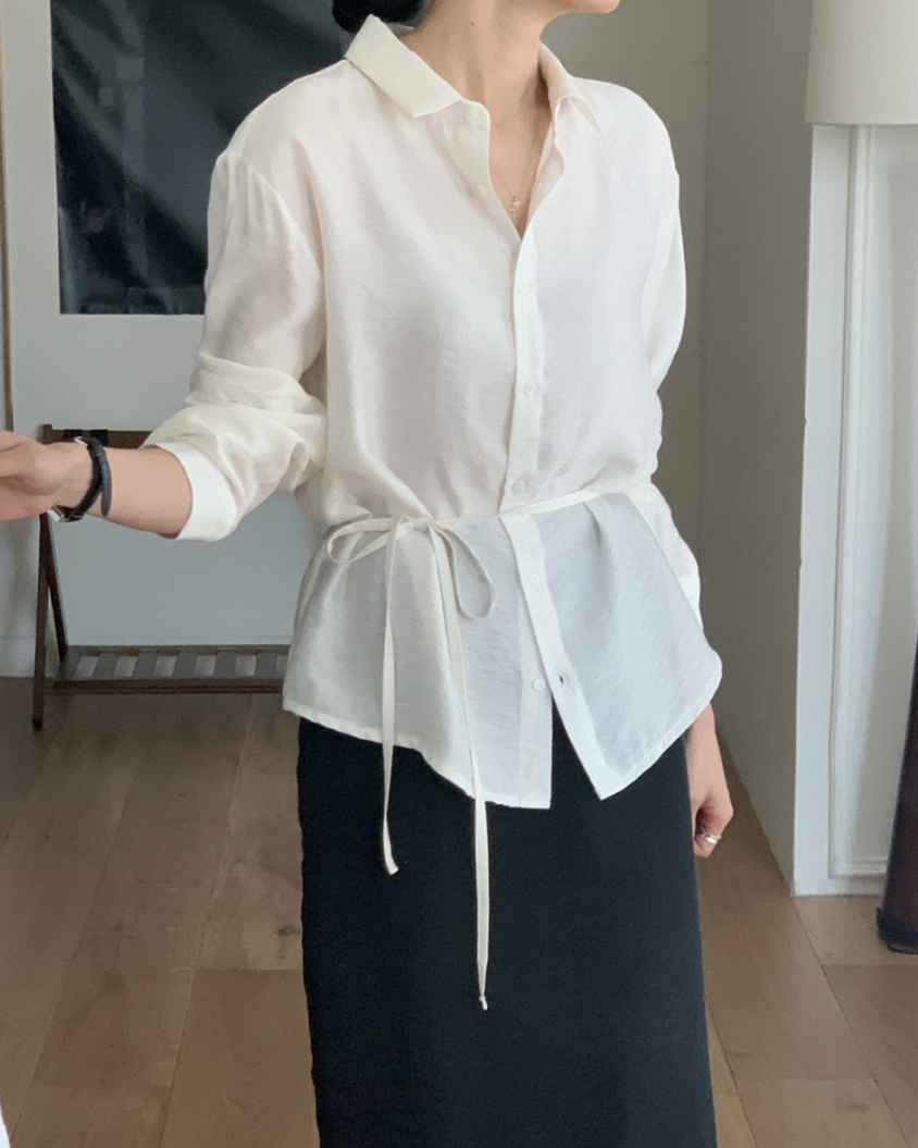 Silky belt shirt