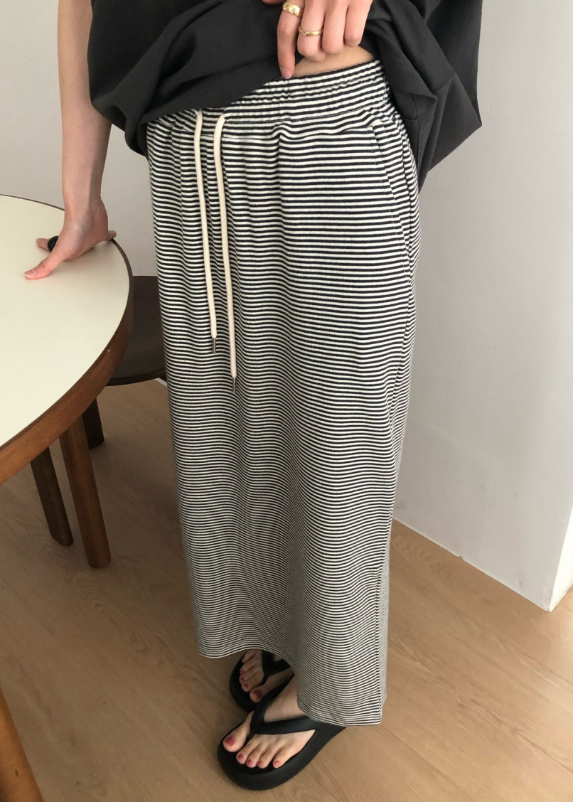 Ribbed long skirt