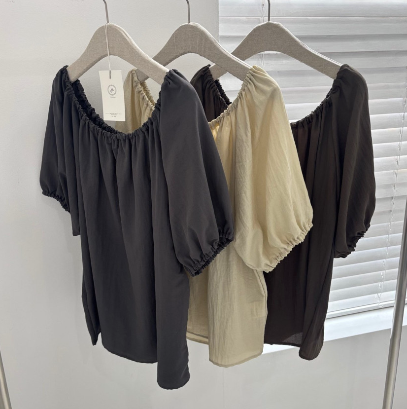Rayon puff sleeve blouse