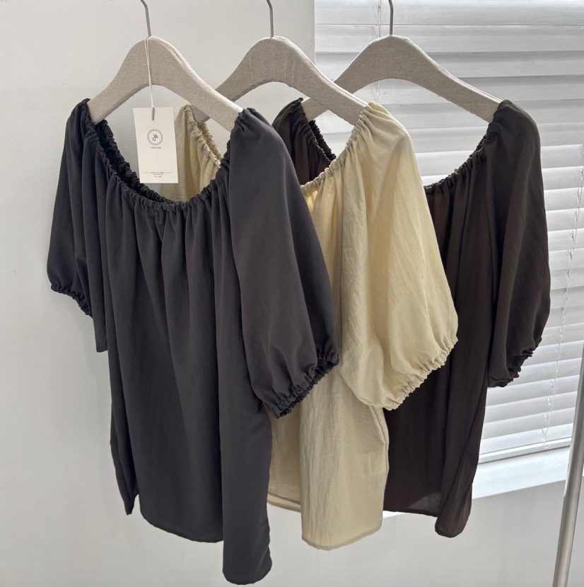 Rayon puff sleeve blouse