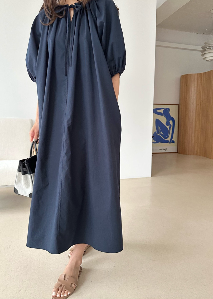 Puff sleeves dress