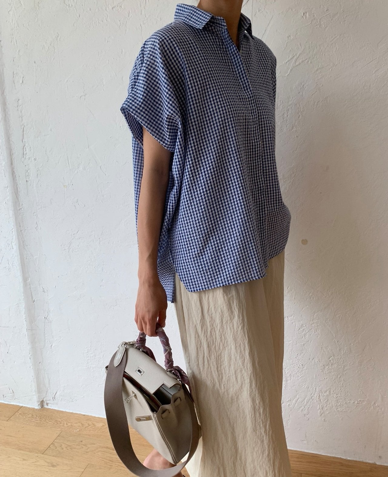 Seersucker batwing sleeves shirt
