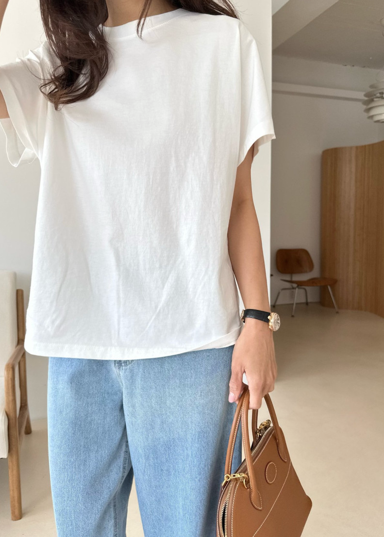 Batwing sleeves t-shirt