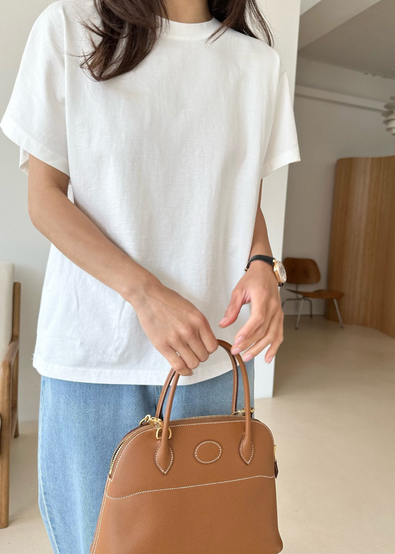Batwing sleeves t-shirt