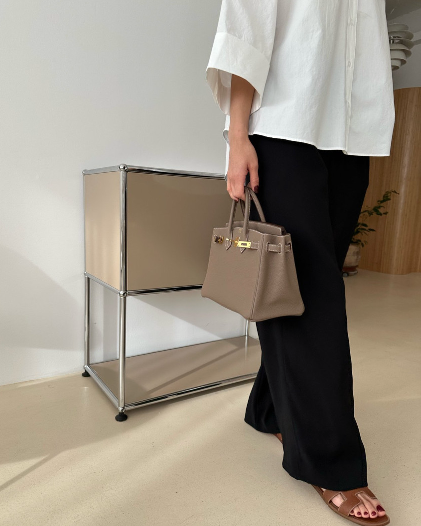 Silky wide pants