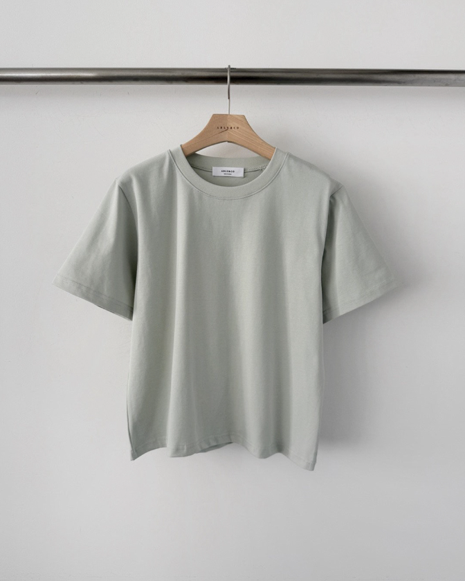 Summer basic tee