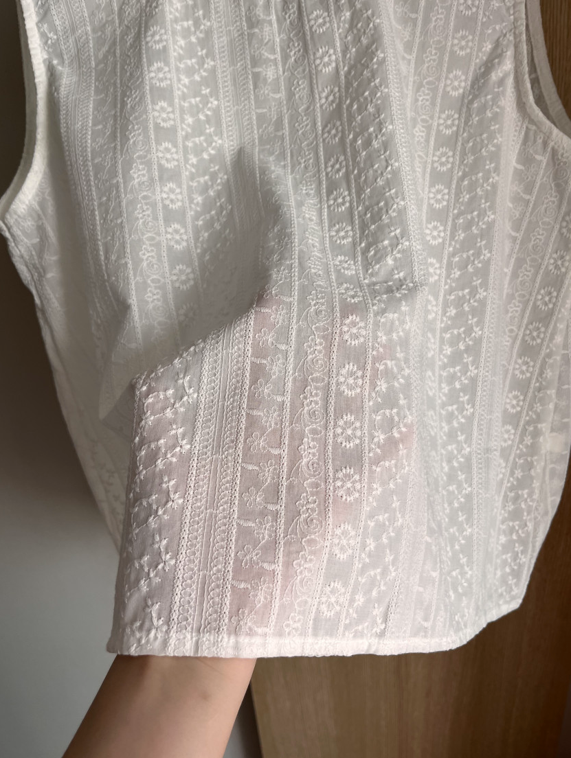Embroidered cotton blouse