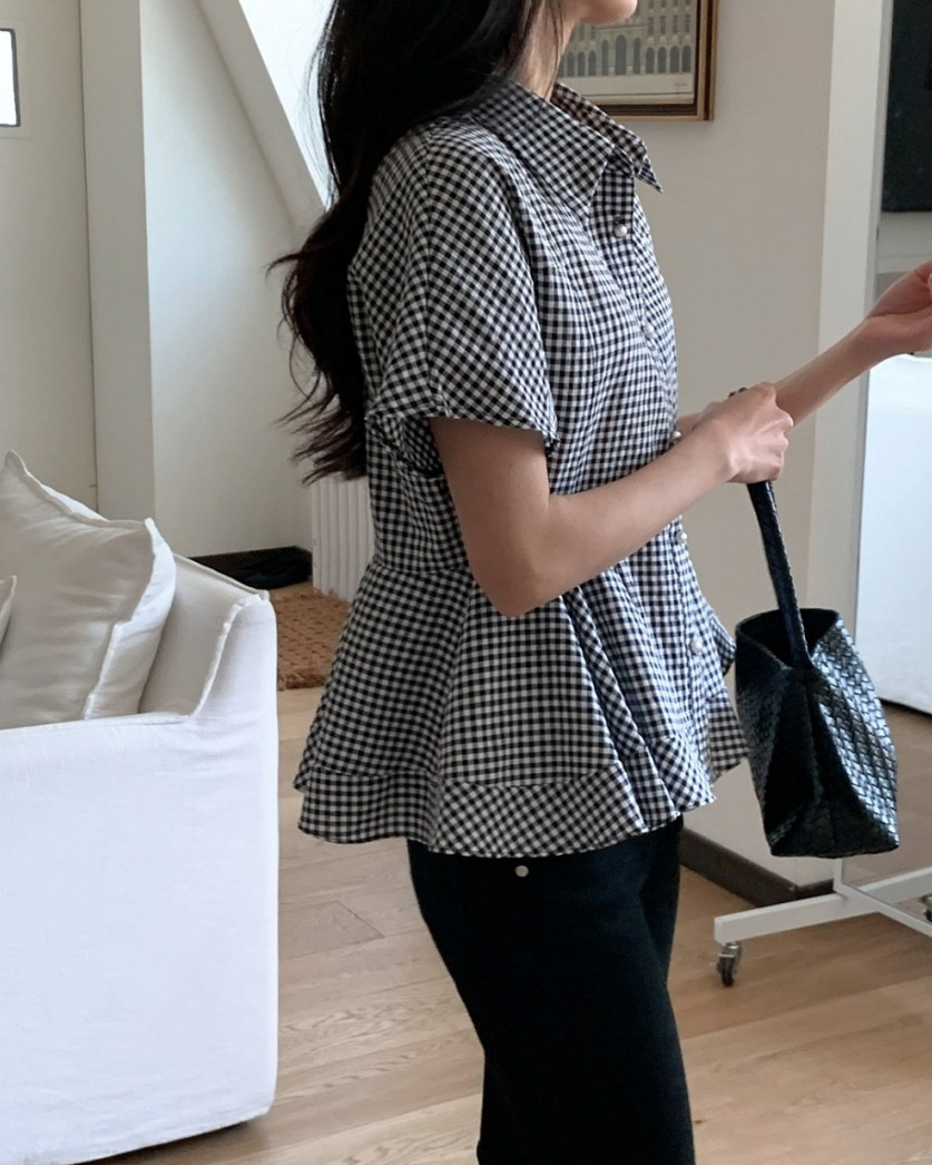 Pearl button peplum blouse