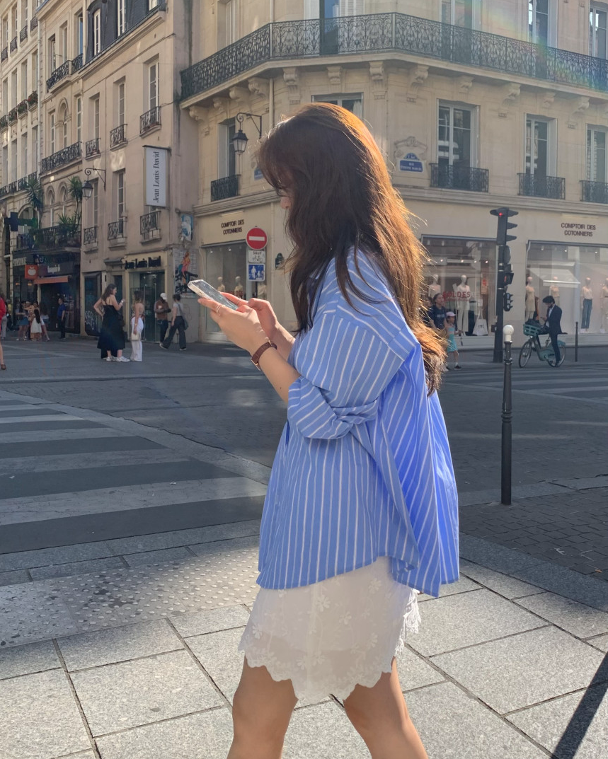 Striped oversized shirt