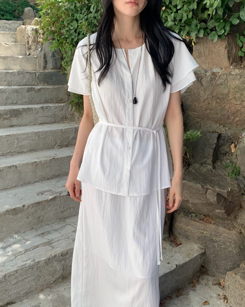 Wing sleeves blouse/ Skirt