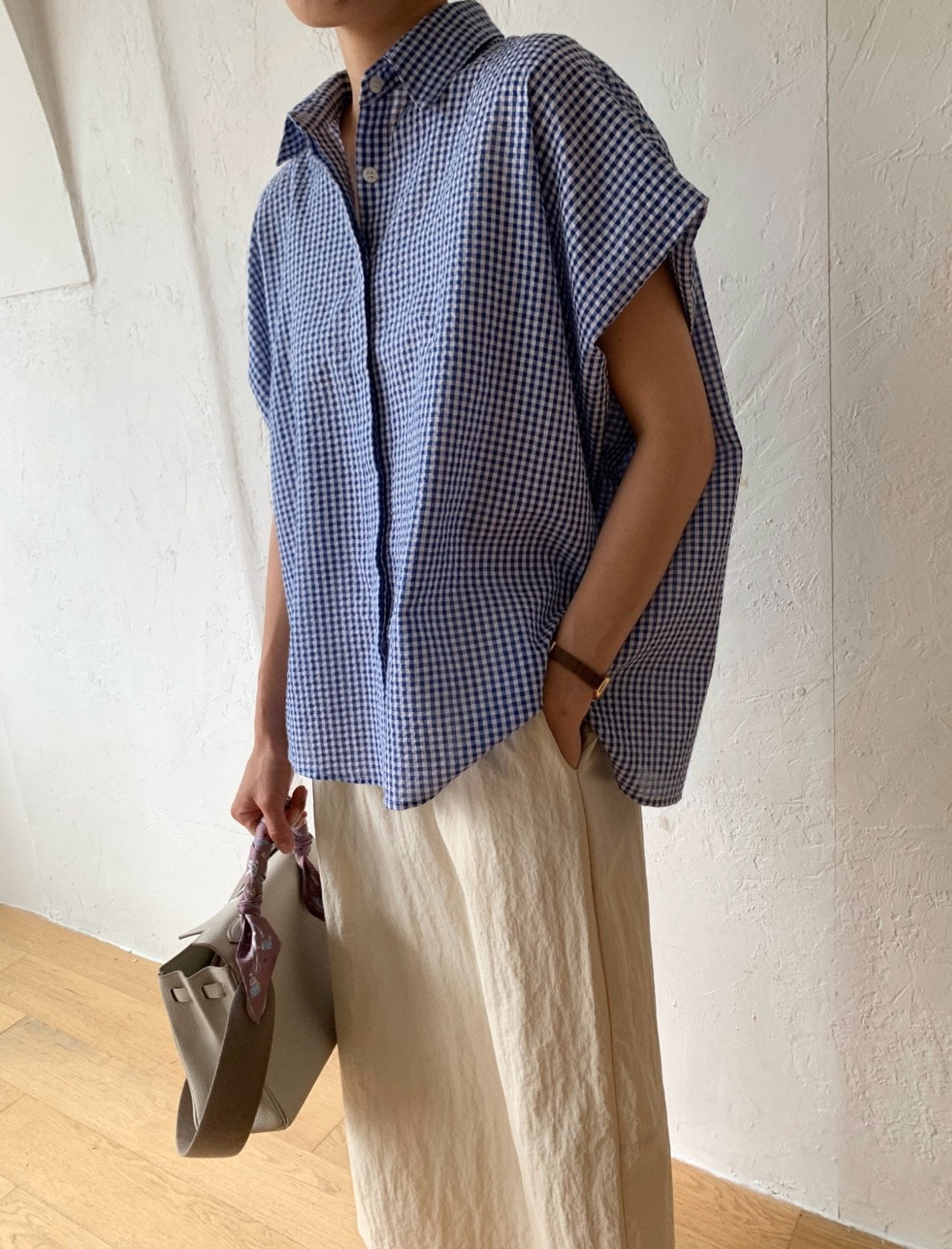 Seersucker batwing sleeves shirt