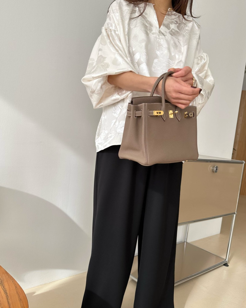 Silky wide pants