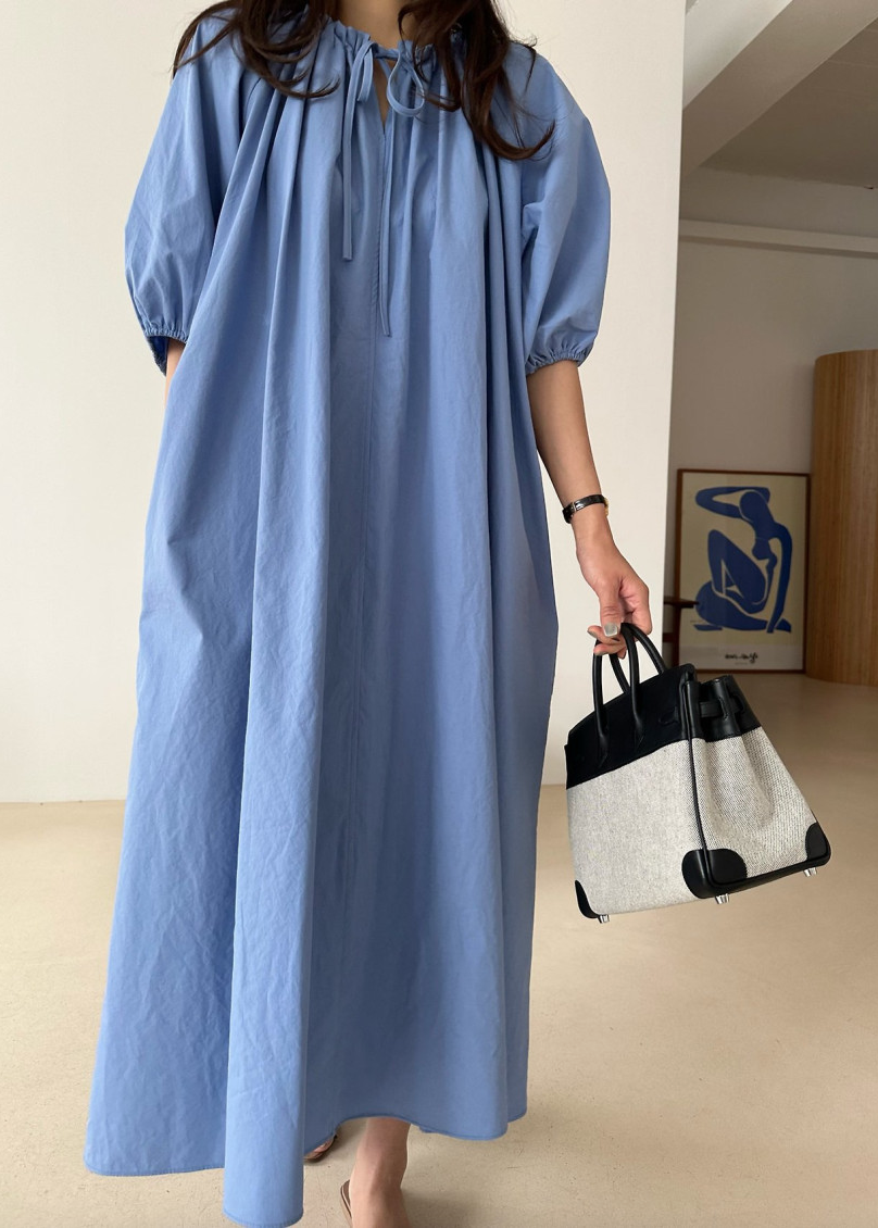 Puff sleeves dress