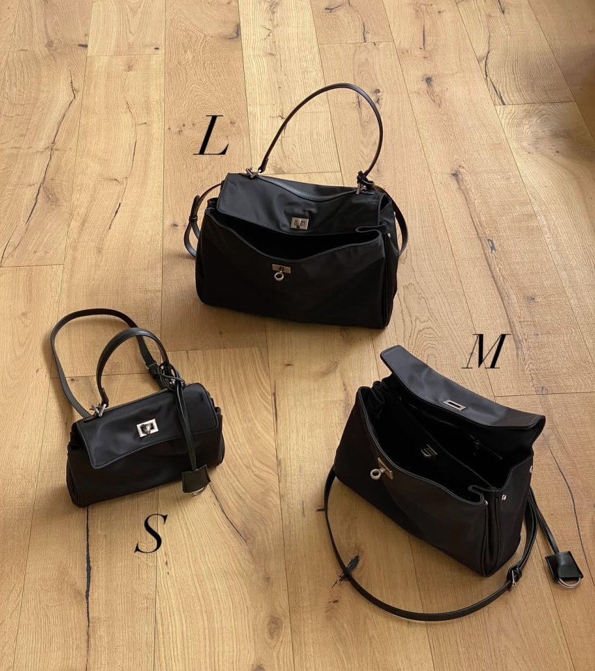 Nylon buckle bag
