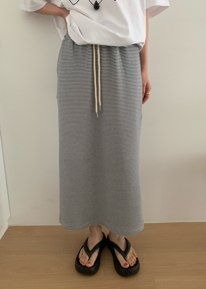 Ribbed long skirt