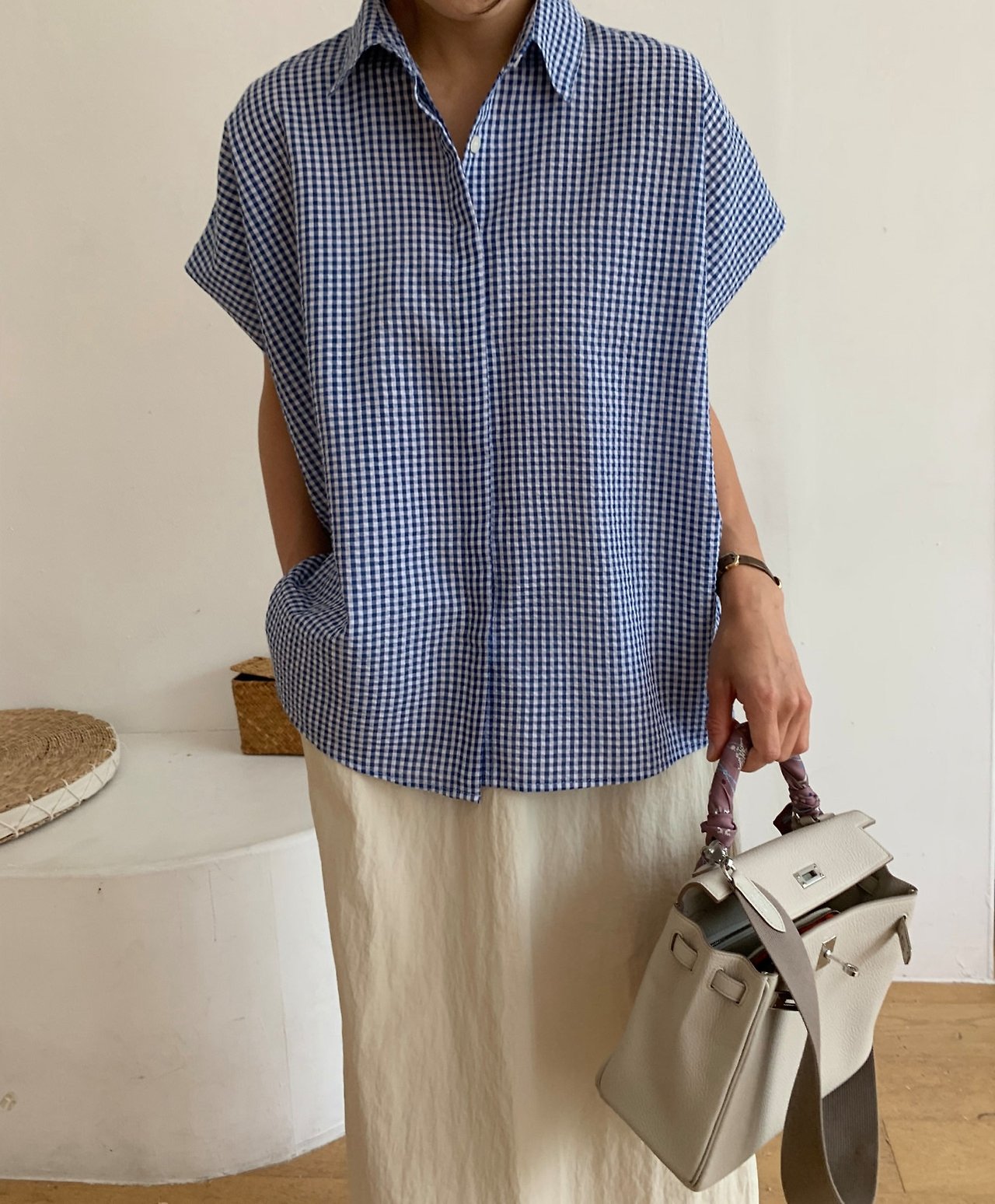Seersucker batwing sleeves shirt