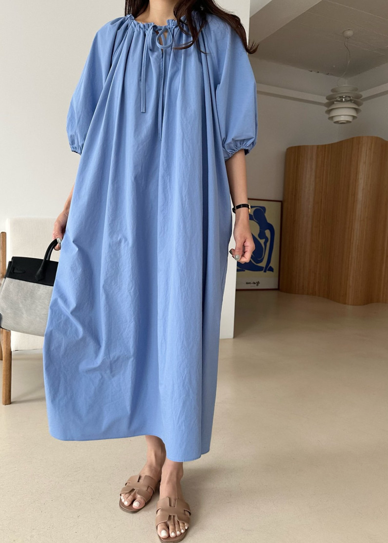 Puff sleeves dress