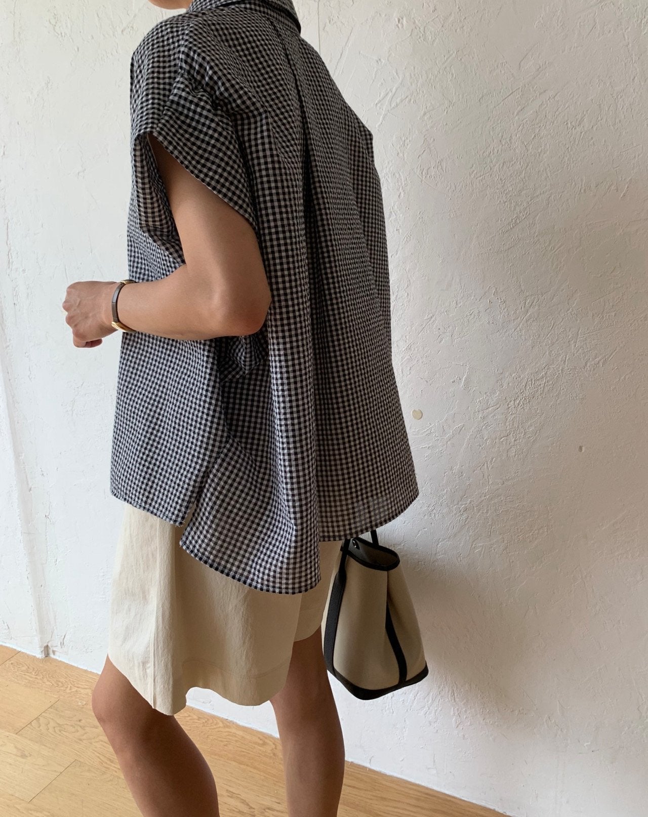 Seersucker batwing sleeves shirt