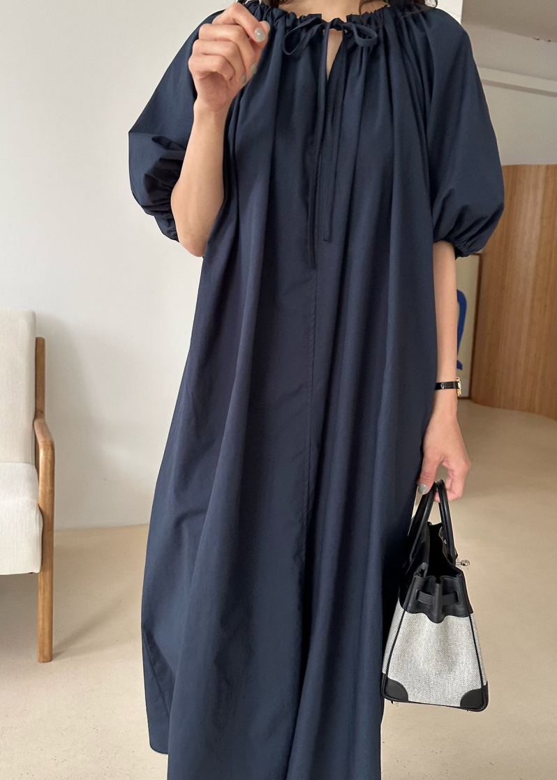 Puff sleeves dress