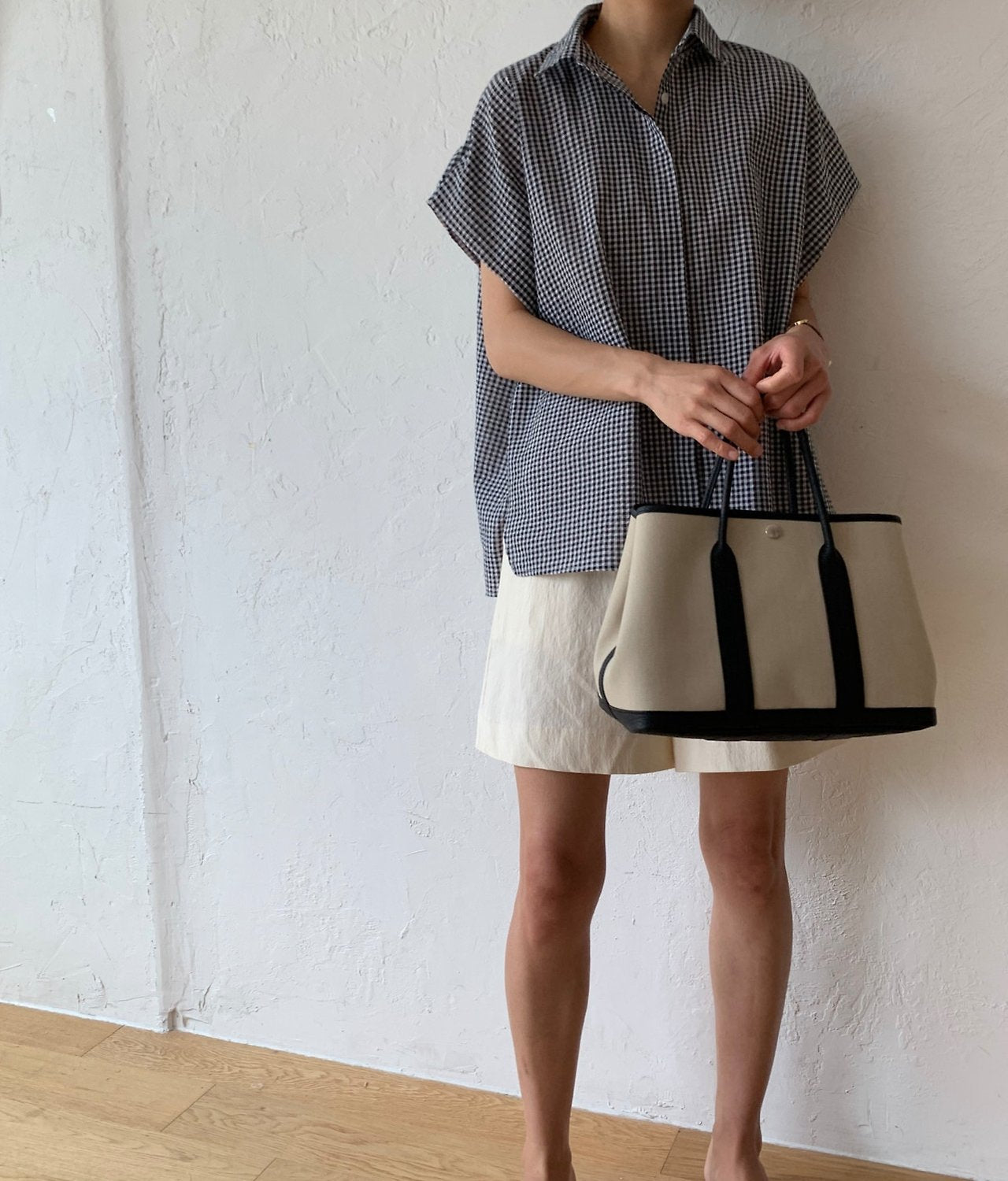 Seersucker batwing sleeves shirt