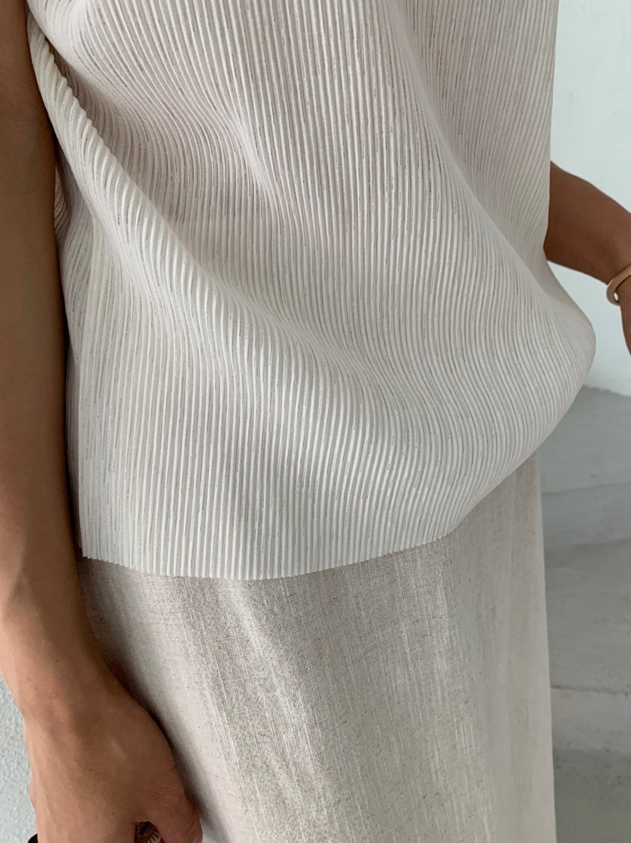Lucky Pleats blouse