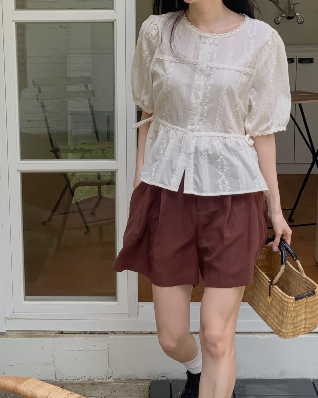 Lulu lace blouse