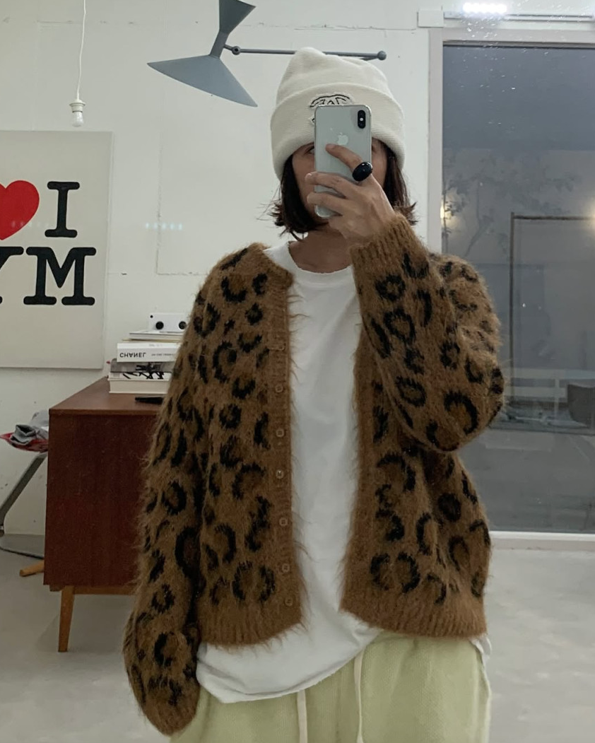 (F/W) Hairy leopard cardigan