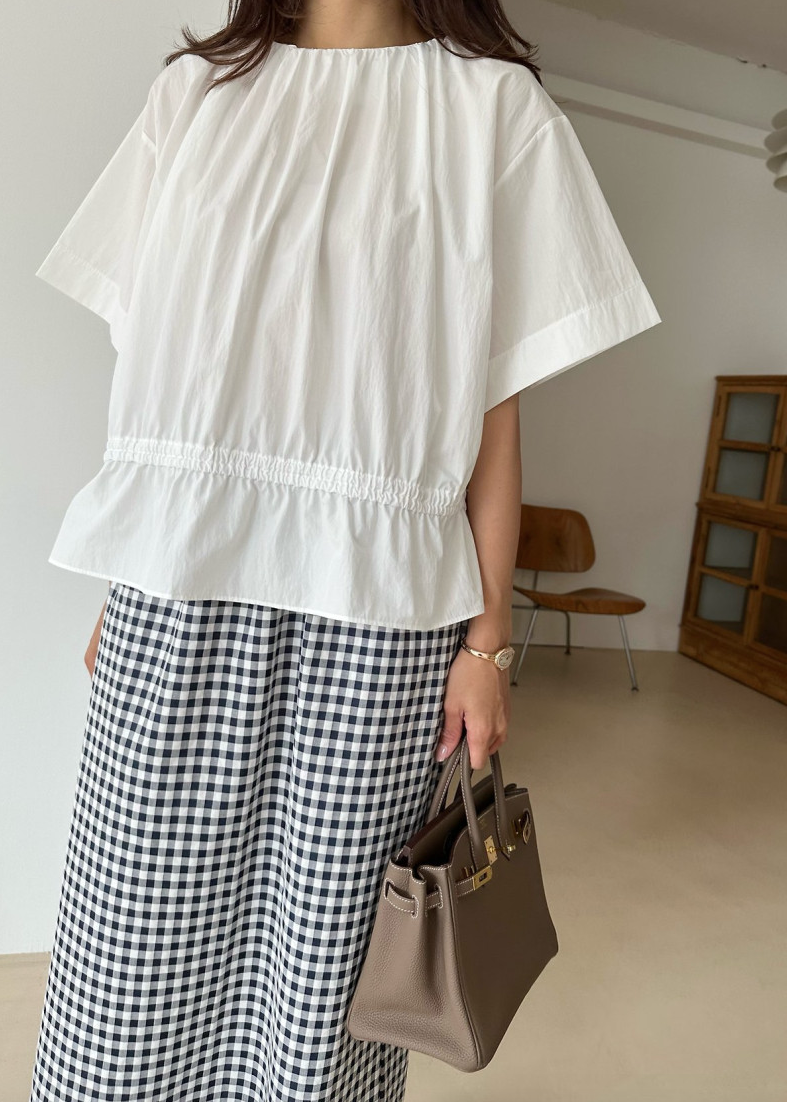 Shirring neckline blouse