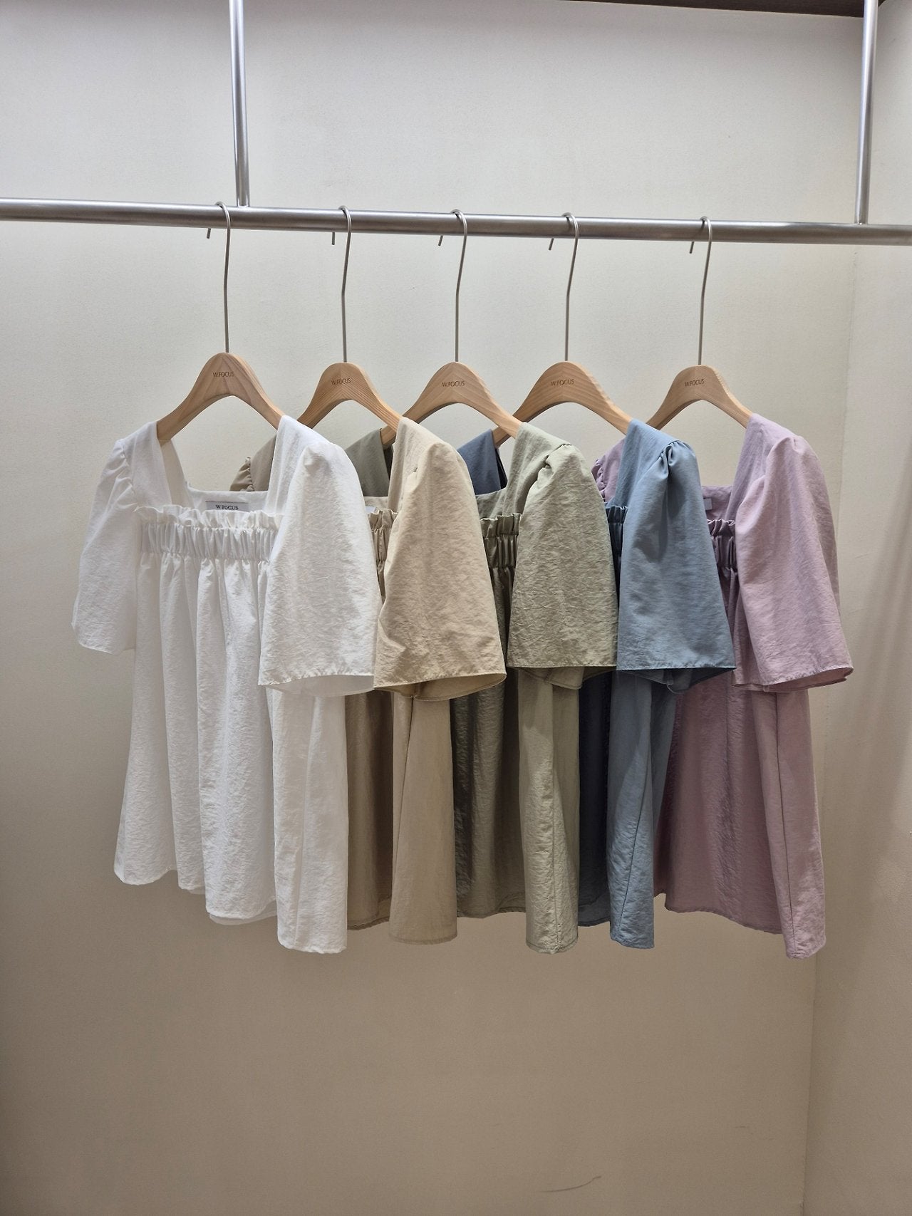 Nylon shirring blouse