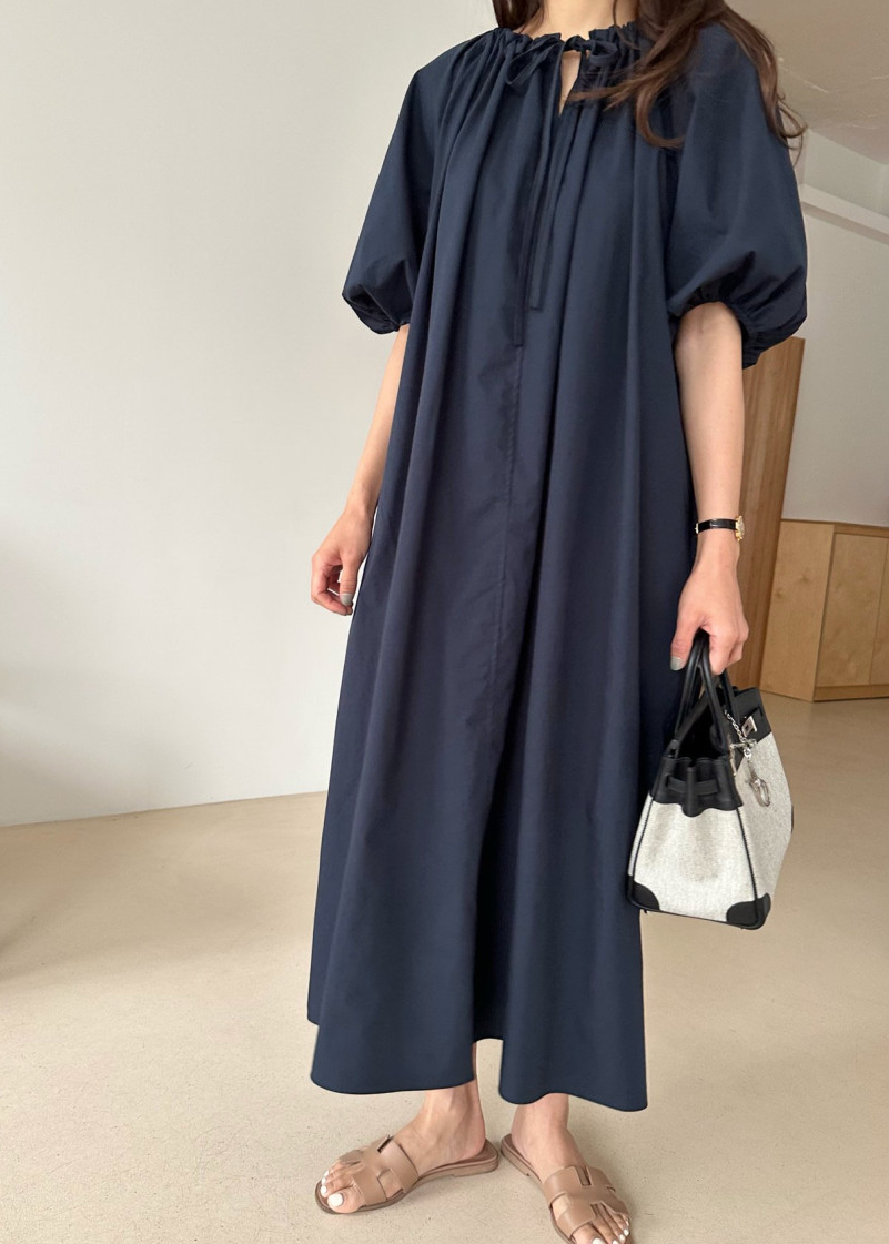 Puff sleeves dress