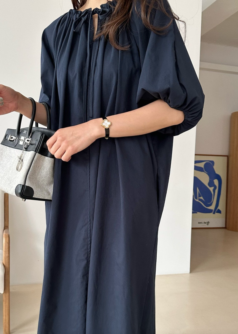 Puff sleeves dress