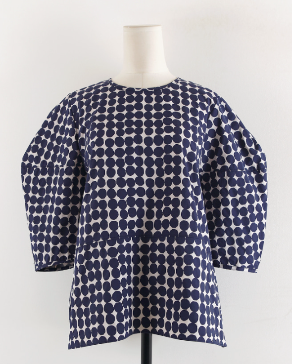 Dot blouse