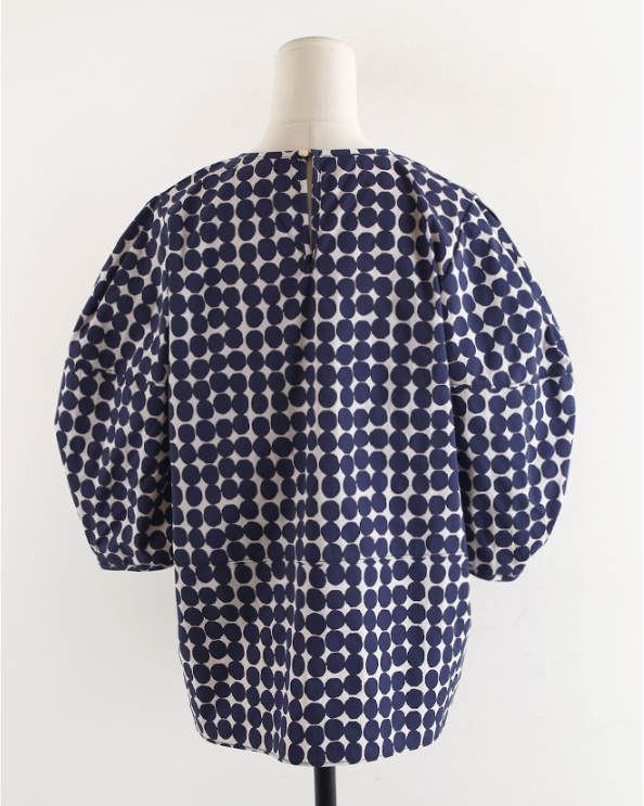 Dot blouse